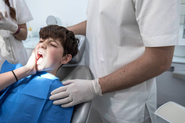 Best Emergency Dental Care for Broken or Chipped Teeth in K I Sawyer, MI